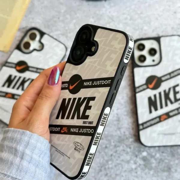 قاب نایکی Nike (کدC2050)